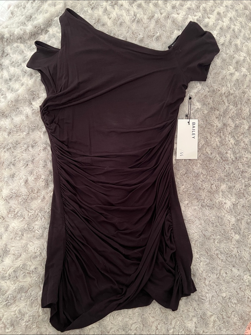 Bailey 44 Black Table Mountain Top Size Small NWT